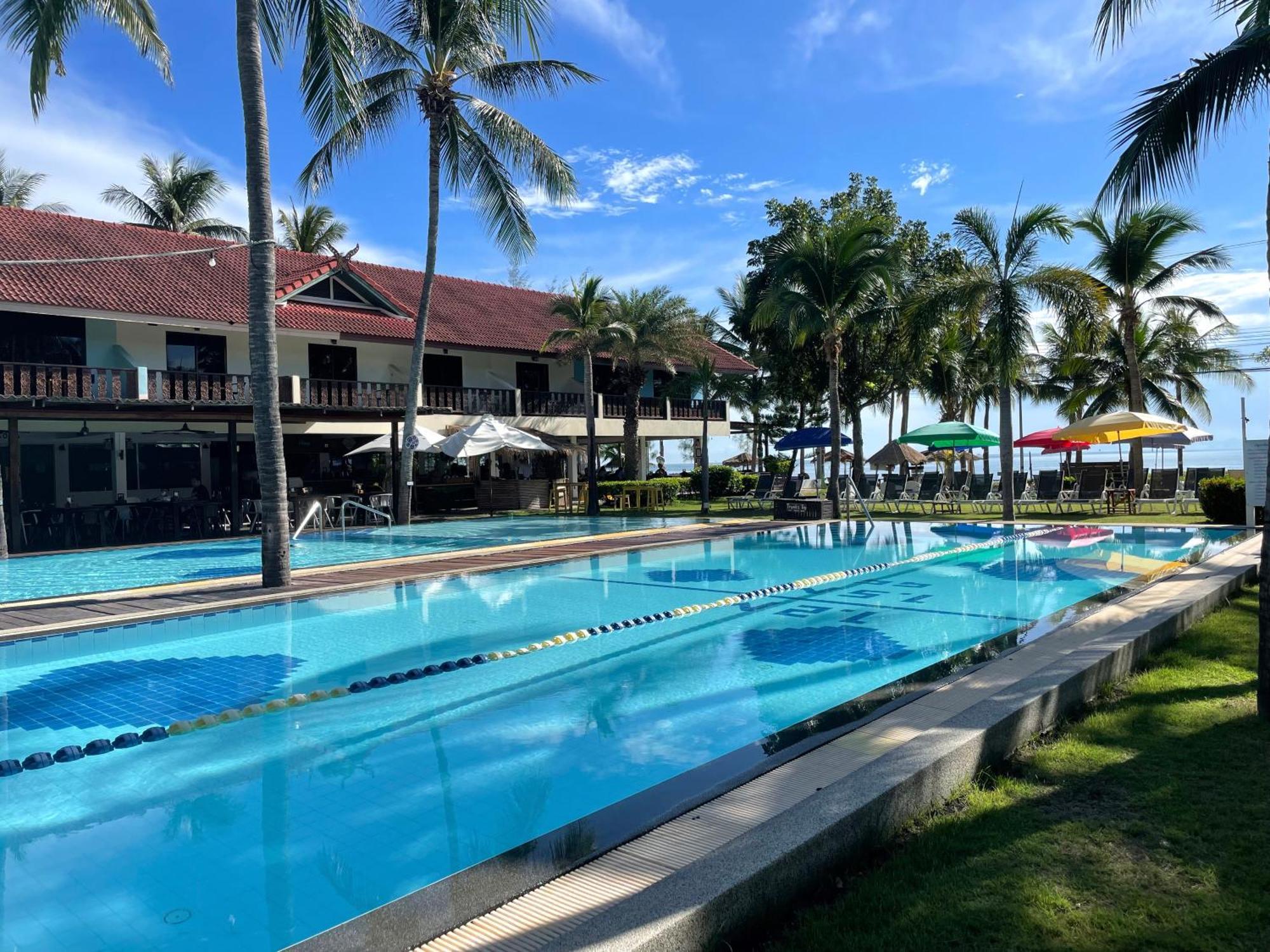 Dolphin Bay Beach Resort Szamroijot Kültér fotó
