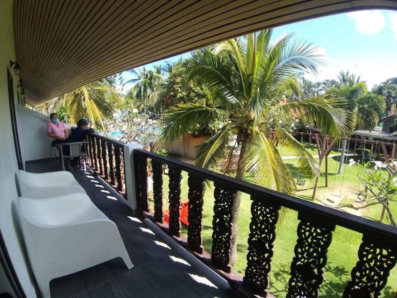Dolphin Bay Beach Resort Szamroijot Kültér fotó