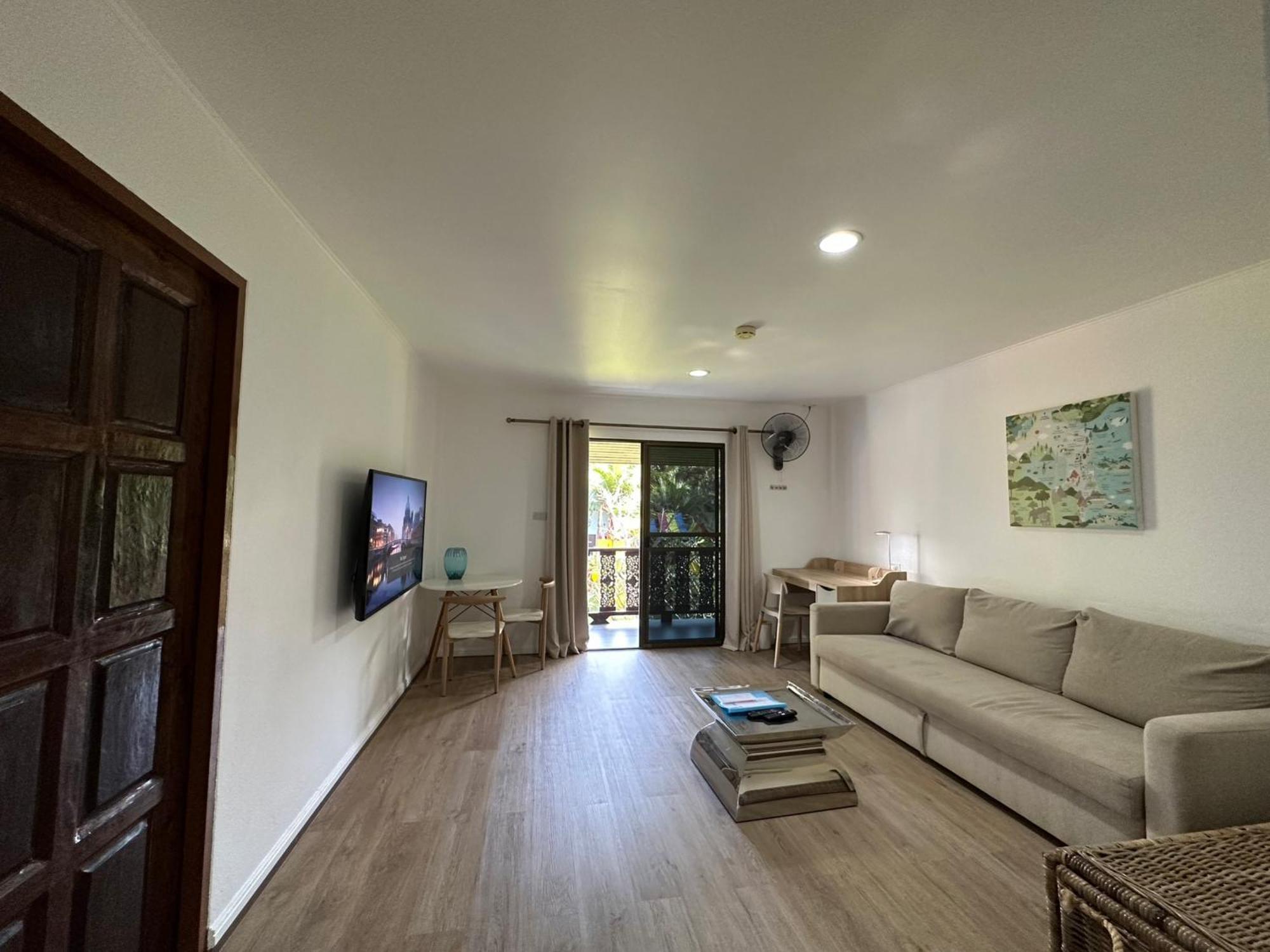 Dolphin Bay Beach Resort Szamroijot Kültér fotó