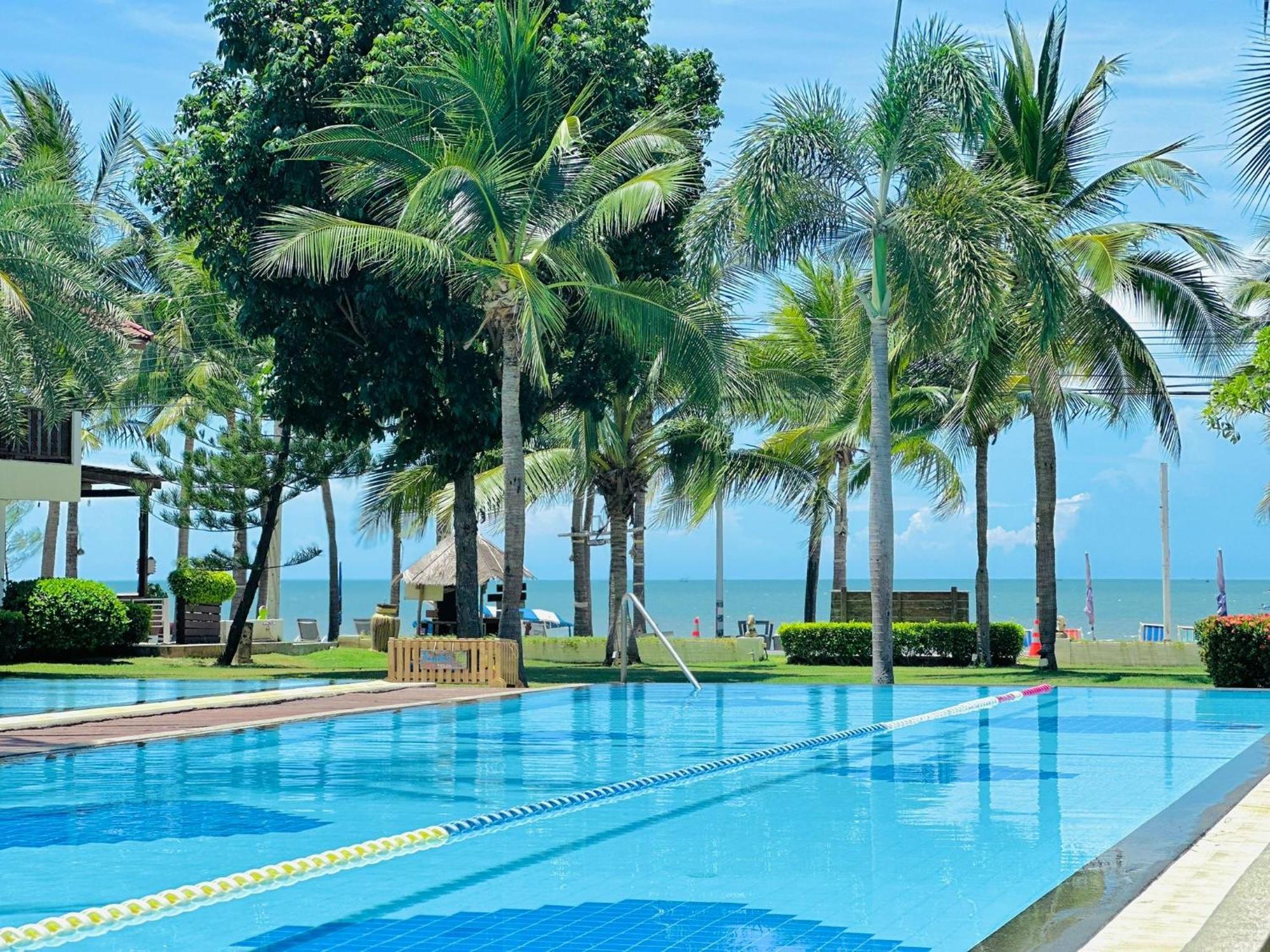 Dolphin Bay Beach Resort Szamroijot Kültér fotó