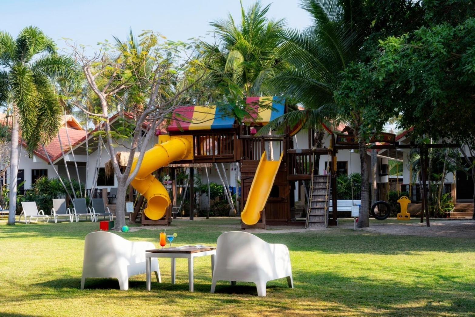 Dolphin Bay Beach Resort Szamroijot Kültér fotó